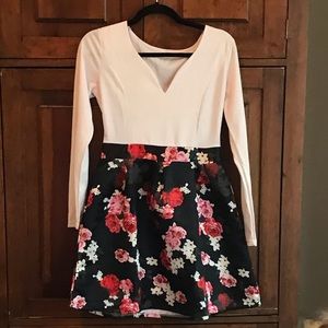 No brand party dress.
